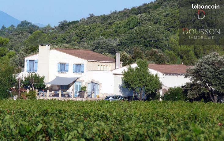 Maison 8 pièces 265 m²