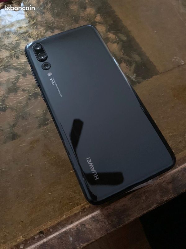 Huawei P20 PRO (image 1)
