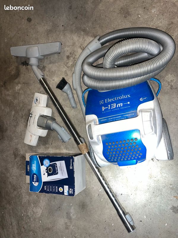 Sac Aspirateur Electrolux Aspirateur Silent Performer Esp74green