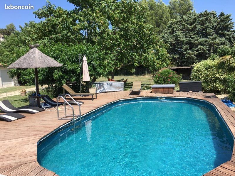 Maison 11 pièces 225 m² · à Mérindol · 225 m² · 800 000 €