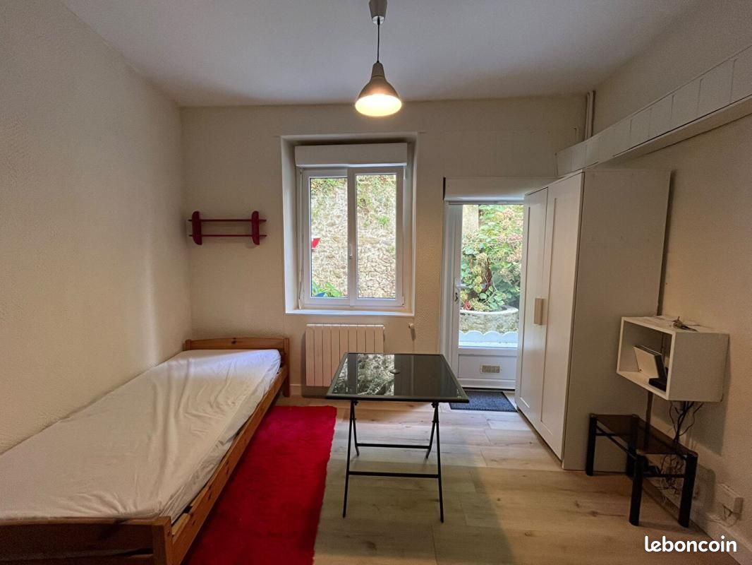 Appartement 1 pièce 14 m² · à Saint-Brieuc · 14 m² · 490 €/mois