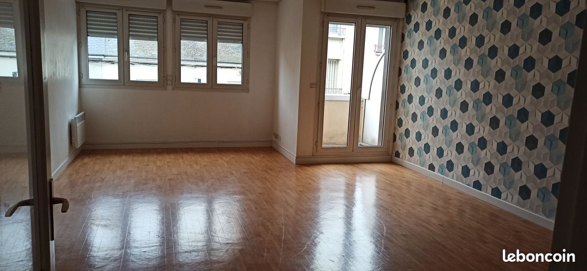 Appartement 2 pièces 49 m² · à Châteauroux · 48,5 m² · 35 000 €