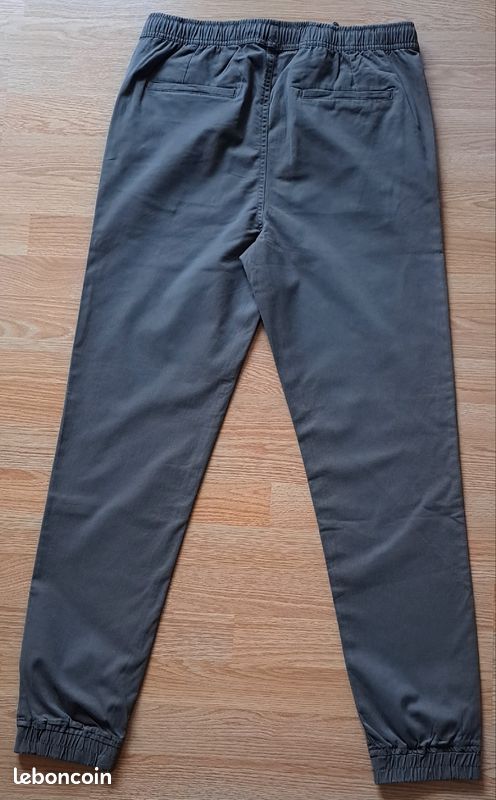 Pantalon neuf KIABI taille M (image 4)