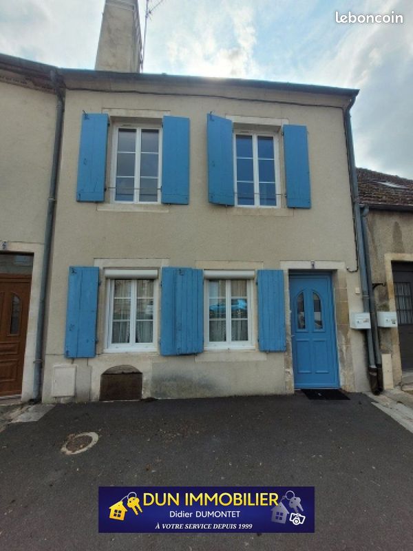 Maison 5 pièces 90 m² · à Dun-sur-Auron · 90 m² · 93 000 €