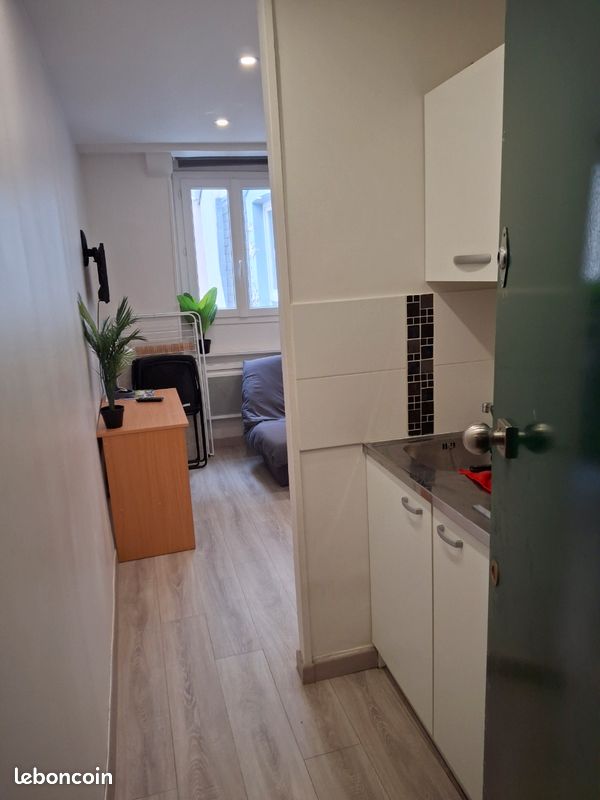 Appartement 1 pièce 14 m² · à Paris · 14 m² · 750 €/mois