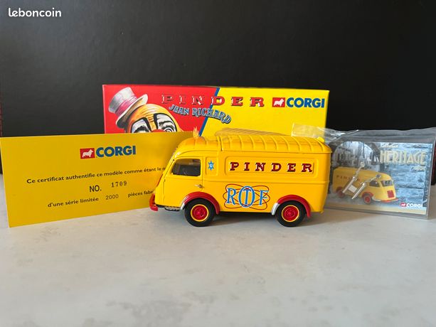 Renault 1000 kg cirque pinder 1/43 - Collection
