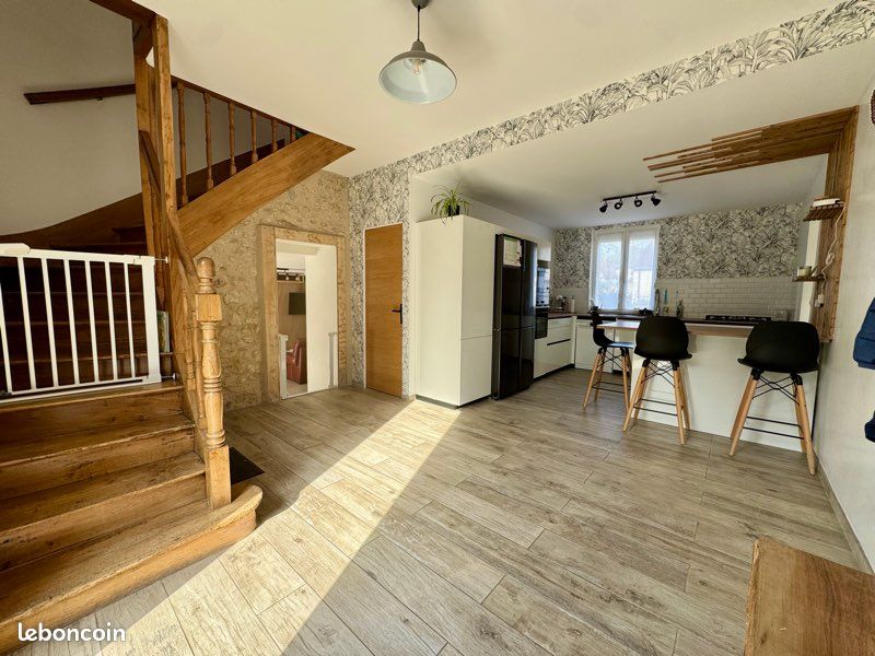 Maison 6 pièces 124 m² · à Landes-le-Gaulois · 124 m² · 219 500 €
