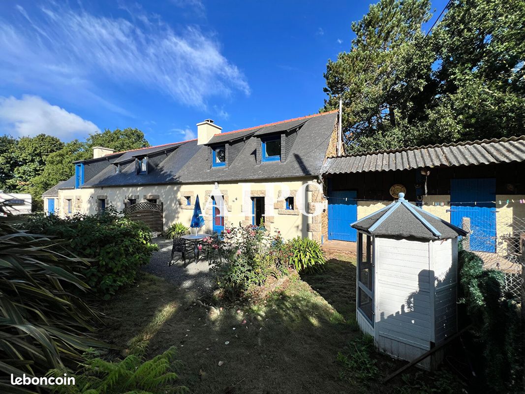 Maison 7 pièces 146 m² · à Lanvollon · 146 m² · 290 700 €