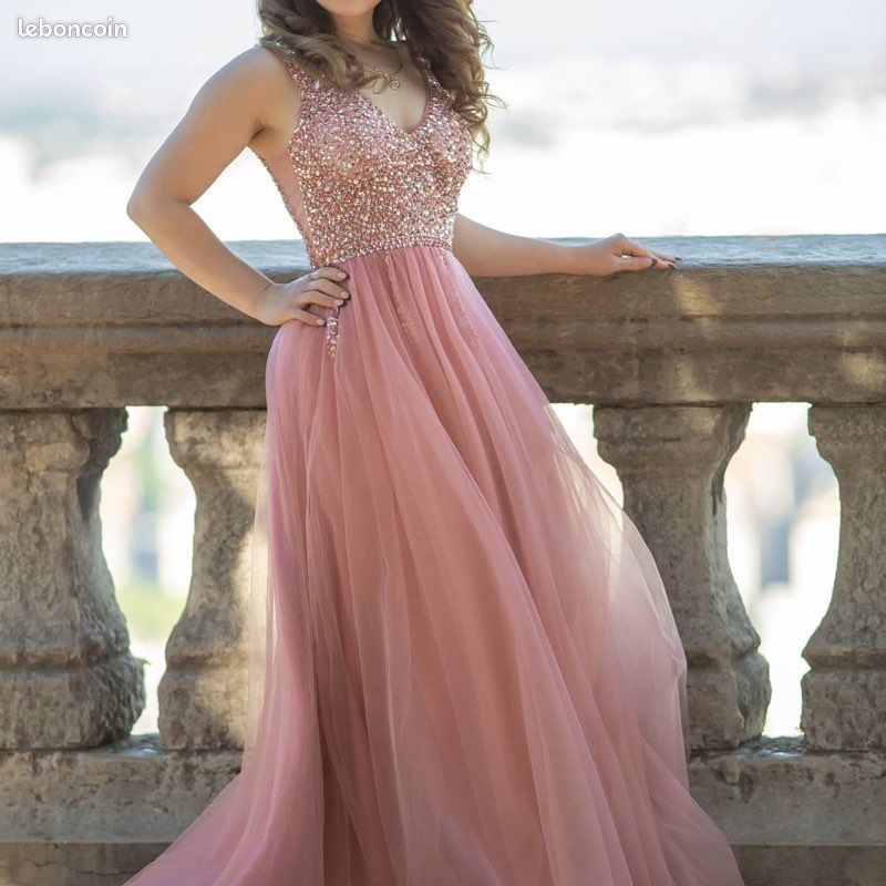 Robe de soirée (image 1)
