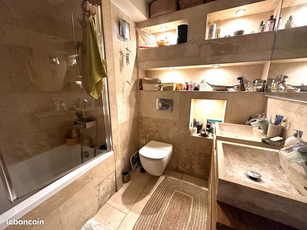 Appartement 4 pièces 100 m² · à Paris · 100 m² · 770 000 €