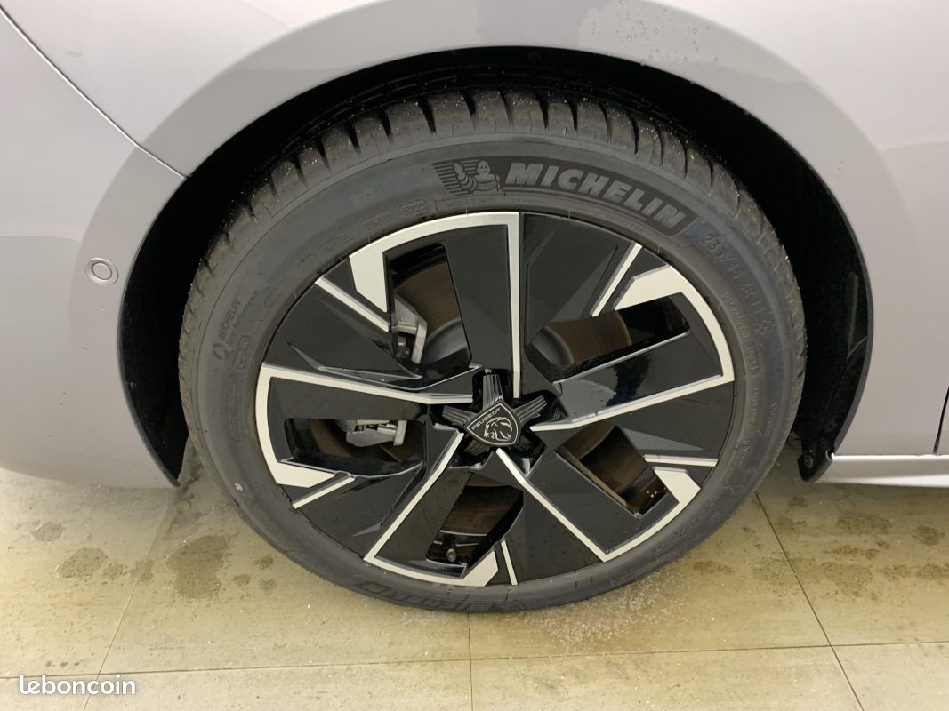 Peugeot 508 hybrid 180 e-eat8 allure 2025 (image 4)
