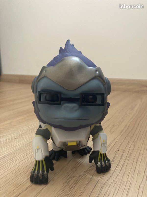 Figurine Pop Overwatch gorille (taille grande) (image 1)