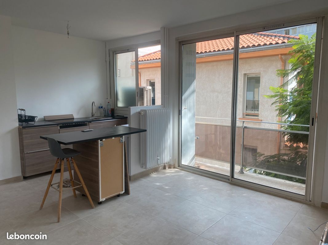 Studio meublé étudiant mourillon (image 1)
