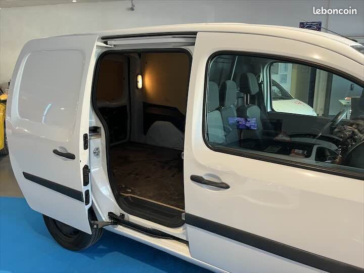 Renault Kangoo Express 1.5 DCI 90 CH ENERGY GRAND CONFORD (image 10)