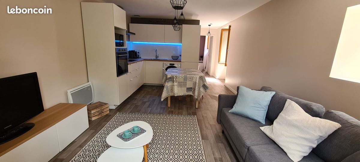 Immeuble 6 pièces 197 m² · à Saint-Yrieix-la-Perche · 197 m² · 299 000 €