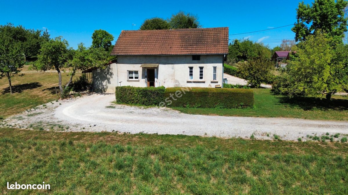 Maison 4 pièces 91 m² · à Louhans · 91 m² · 69 000 €