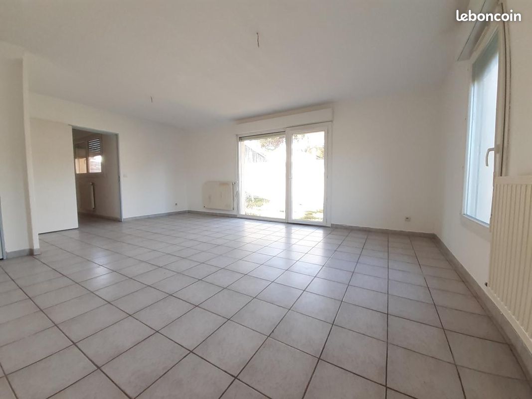 Maison 6 pièces 136 m² · à Bagnols-sur-Cèze · 136 m² · 1 146 €/mois