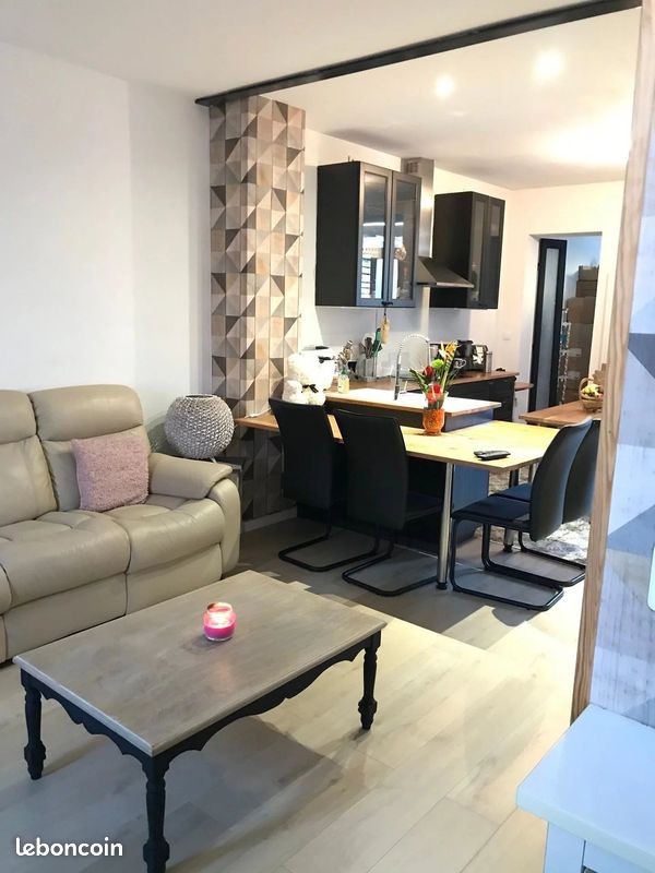 Maison 4 pièces 90 m² · à Saint-Quentin · 90 m² · 750 €