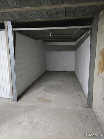 Location garage box fermé maurepas