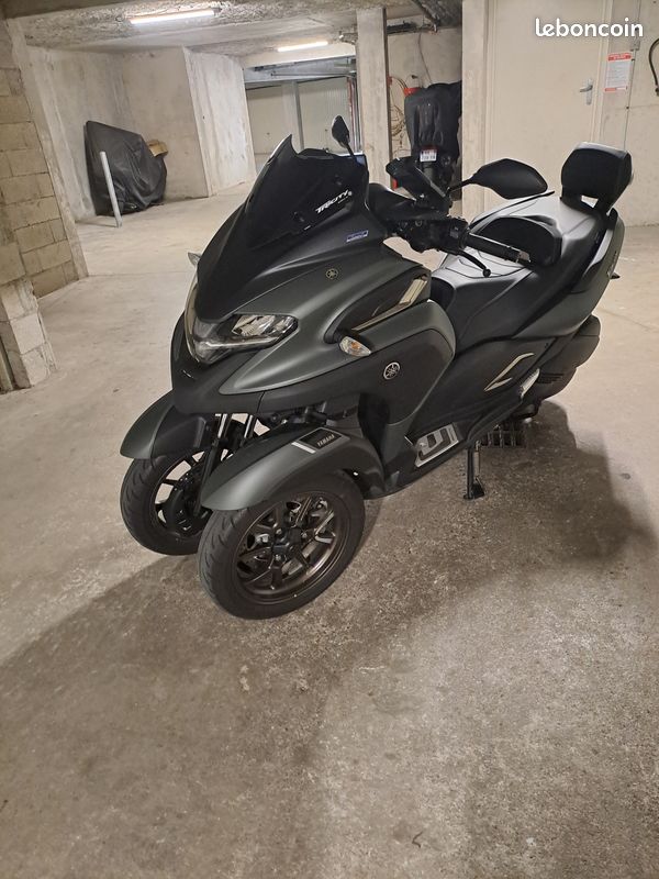 Yamaha tricity 300 (image 1)