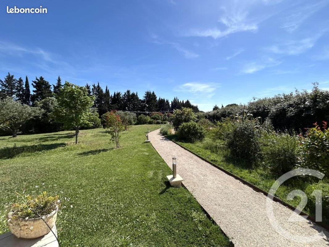 Appartement 2 pièces 49 m² · à Arles · 49 m² · 730 €/mois
