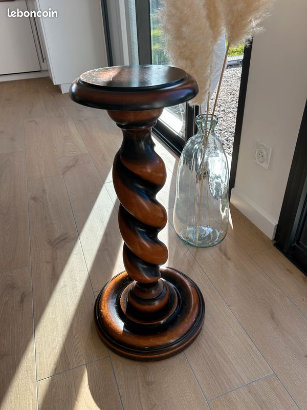 Guéridon en bois (image 3)