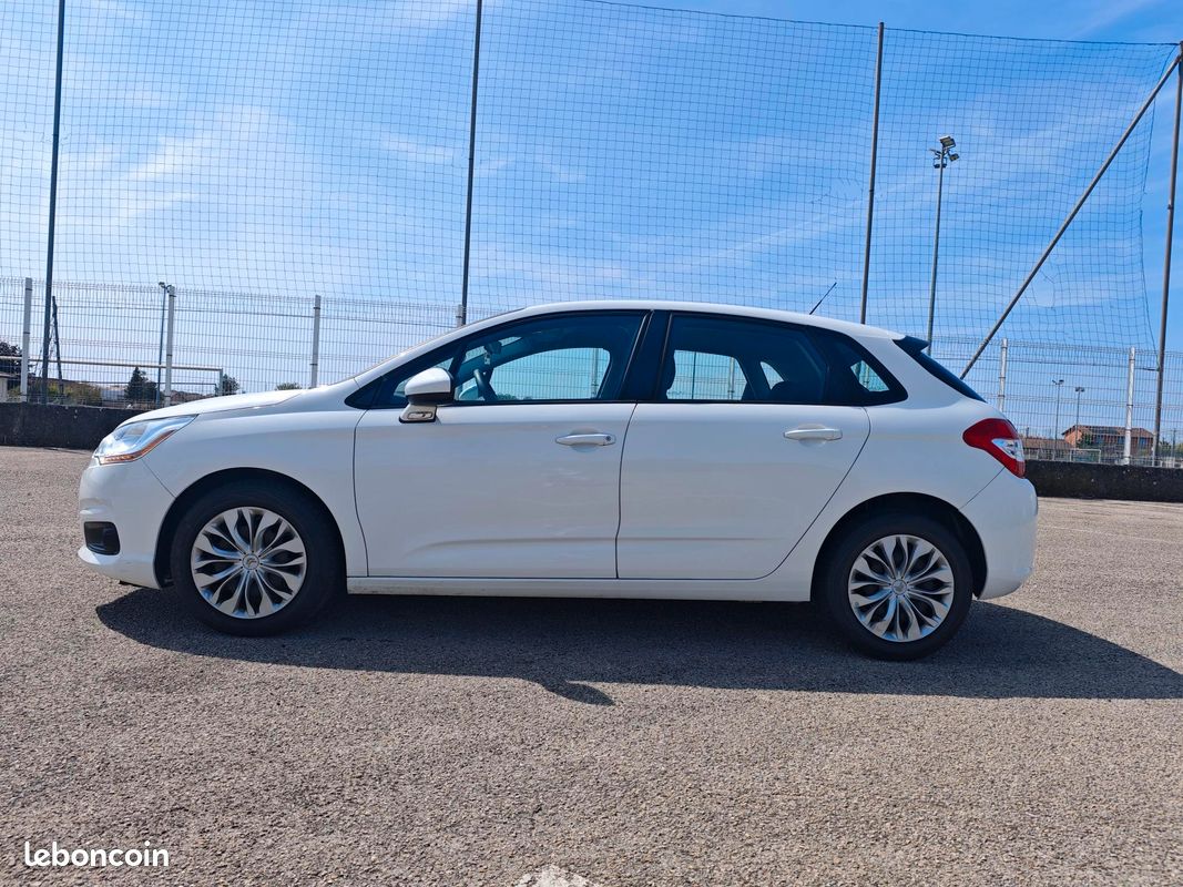 Citroën C4 1.4L VTi 95CH Attraction - Régulateur - Climatisation - Garantie 🛡️ (image 7)
