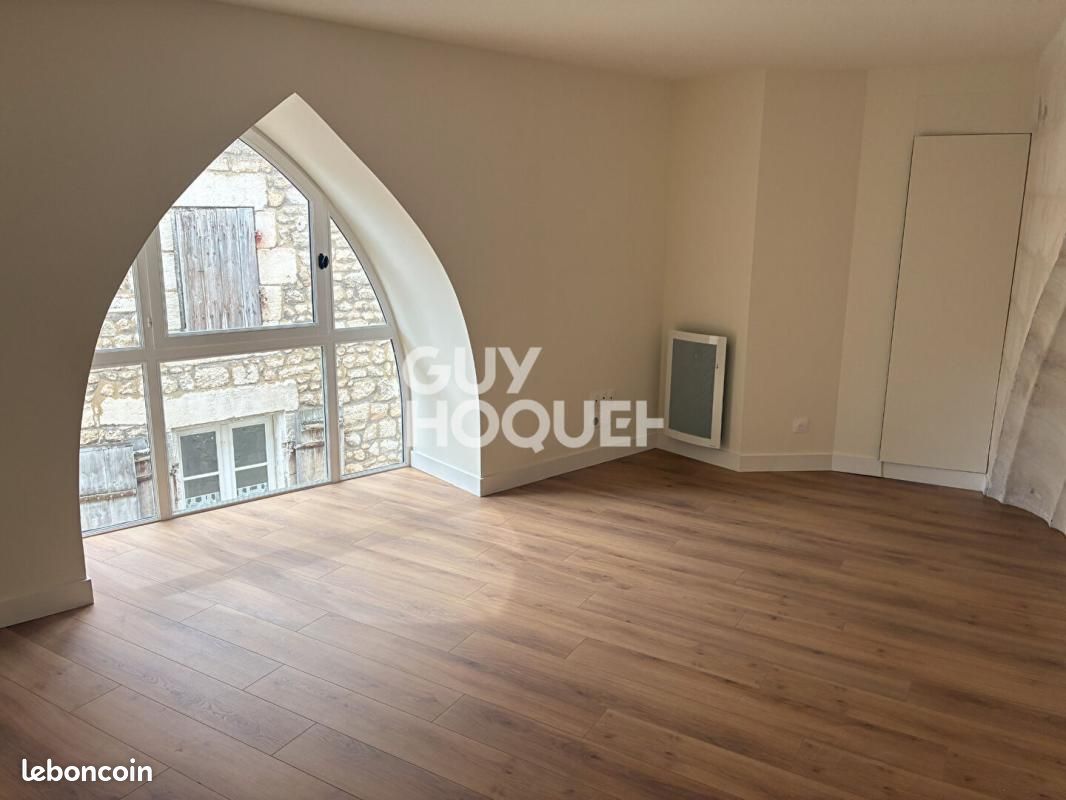 Appartement 2 pièces 37 m² · à Saintes · 37 m² · 520 €