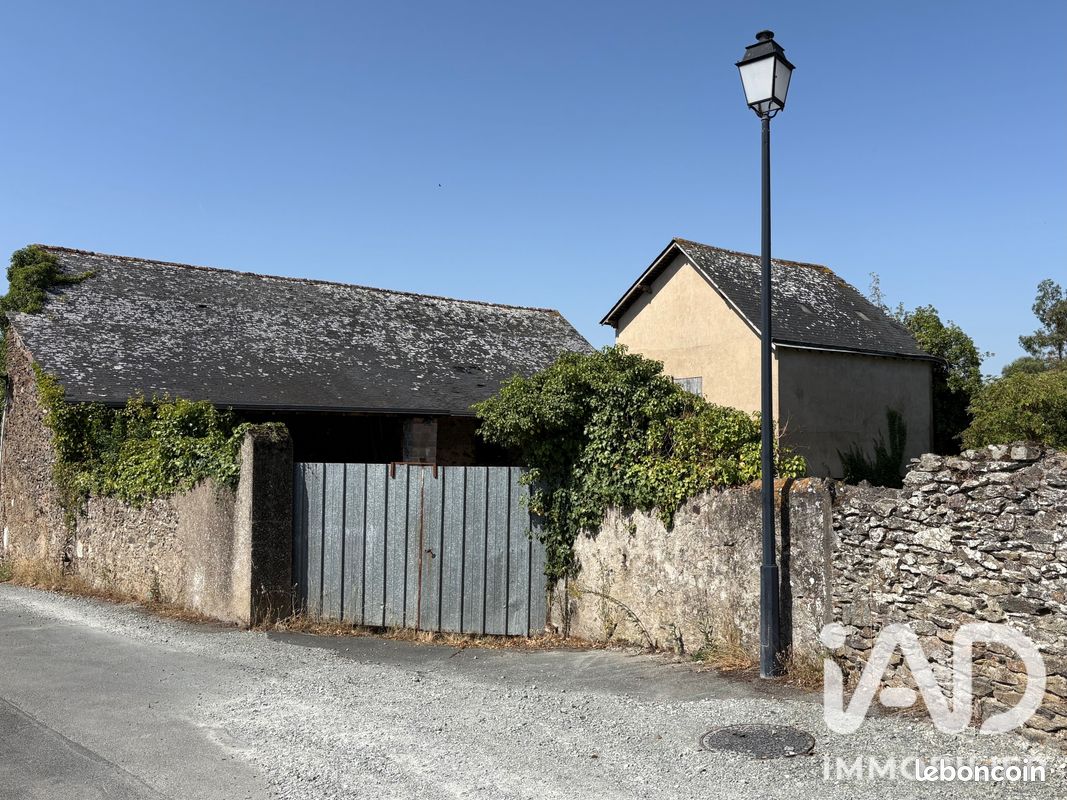 Maison 5 pièces 300 m² · à Beaulieu-sur-Layon · 300 m² · 126 600 €