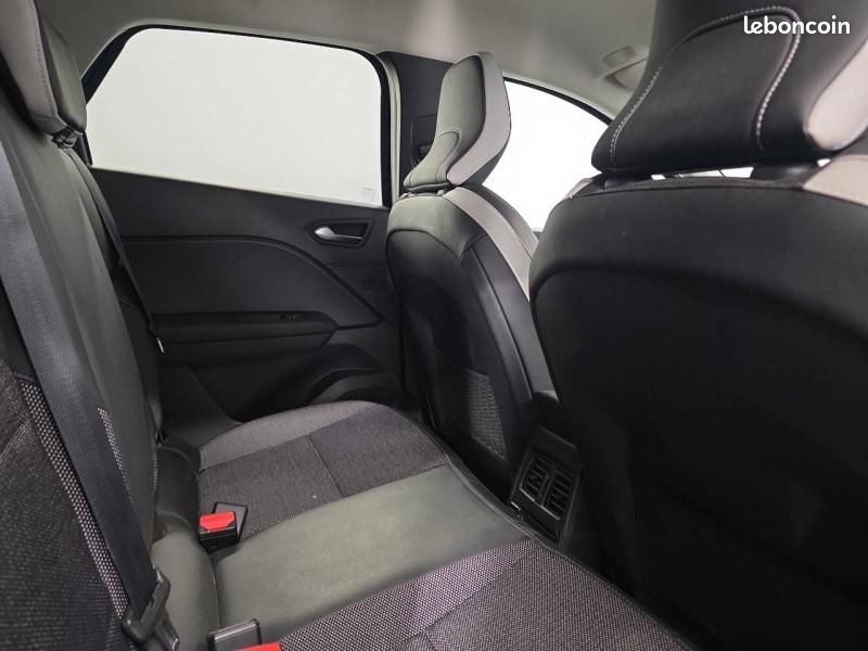Renault Captur 1.6 E-Tech hybride rechargeable 160ch Intens -21 (image 12)