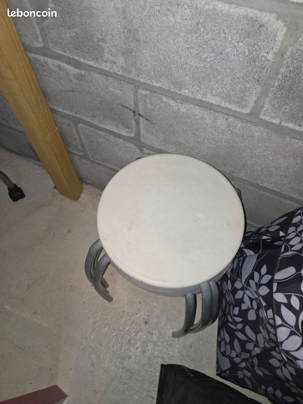 Tabourets (lot de 4) (image 2)