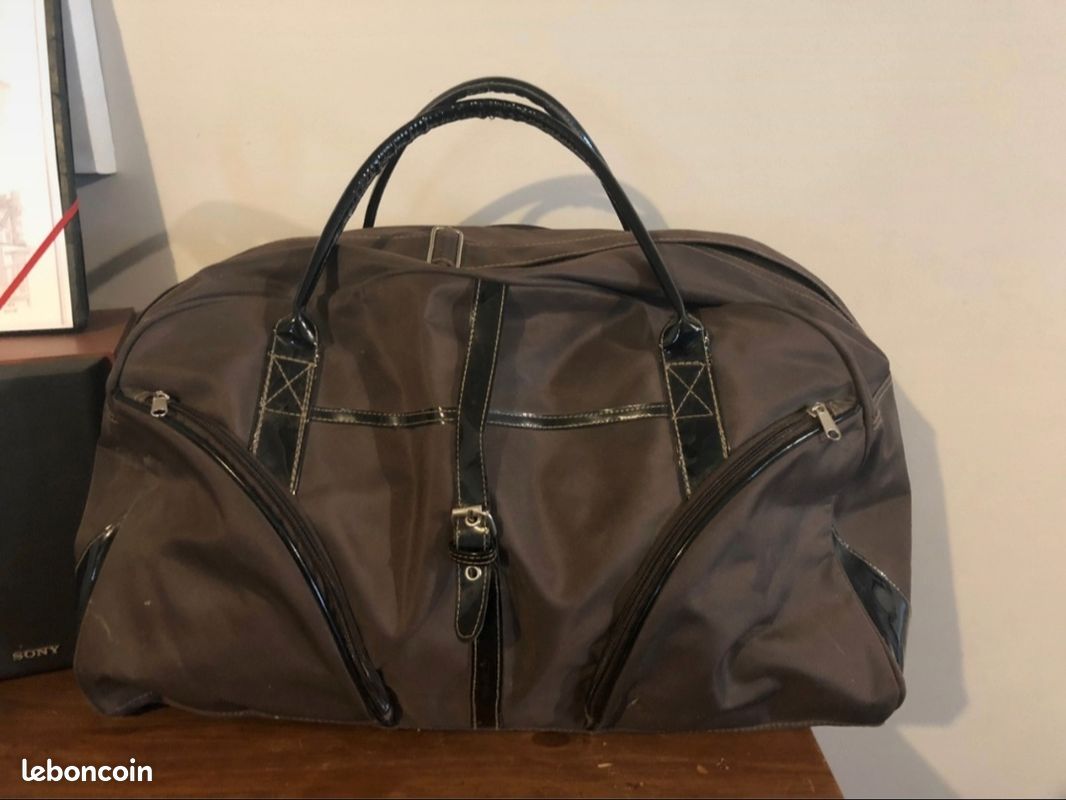 Sac de voyage (image 1)
