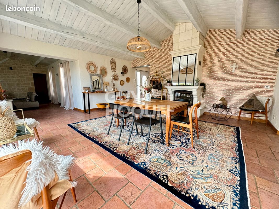 Maison 10 pièces 287 m² - La Rochelle 17000 (image principale 3)