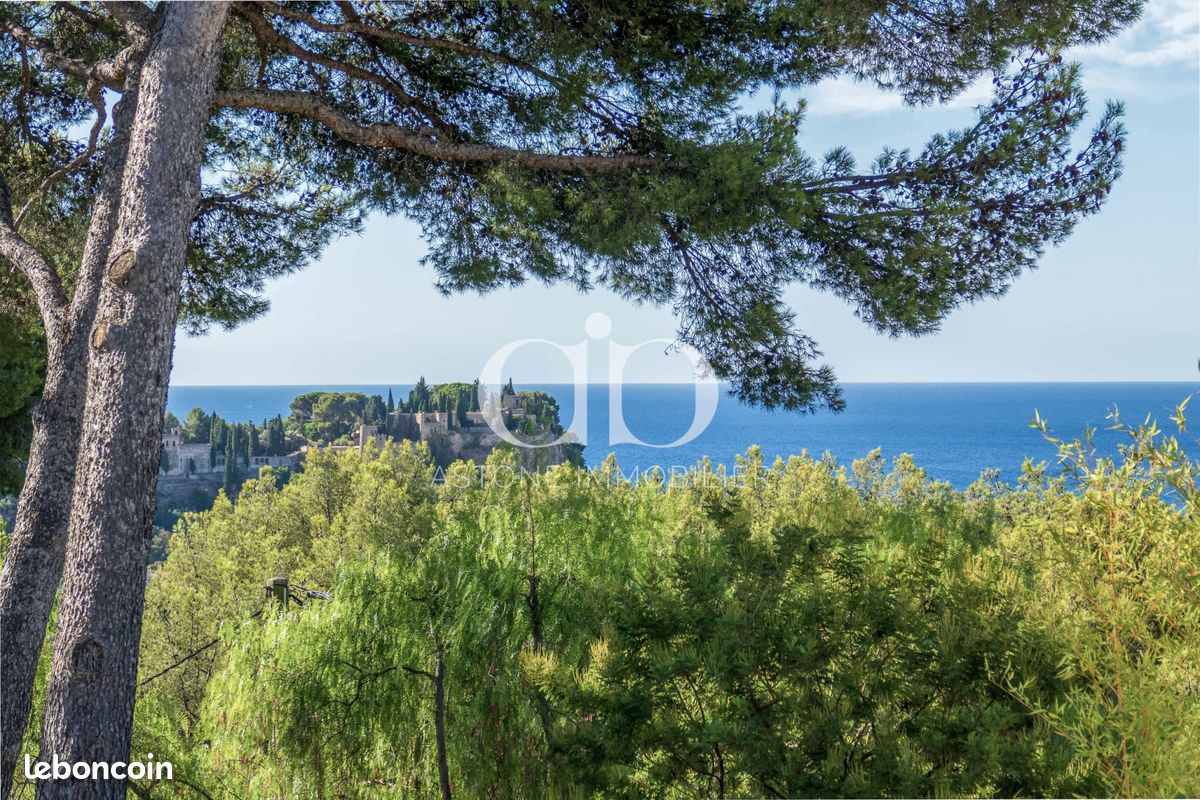 Maison 6 pièces 141 m² · à Cassis · 141 m² · 1 670 000 €