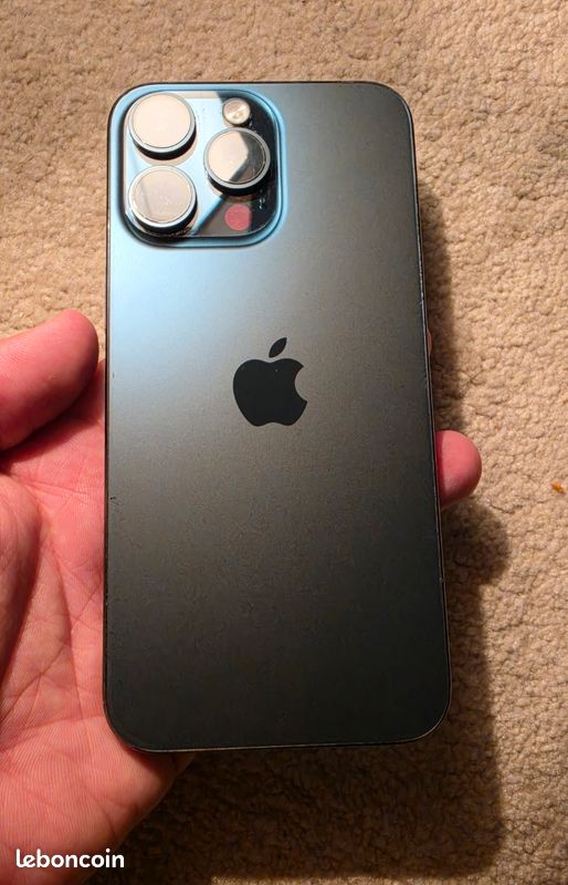 IPhone 15 Pro Max 256Go Batterie 75% (image 1)