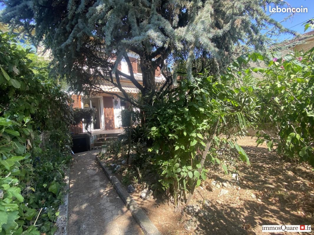 Maison 5 pièces 101 m² · à Lyon · 101 m² · 420 000 €