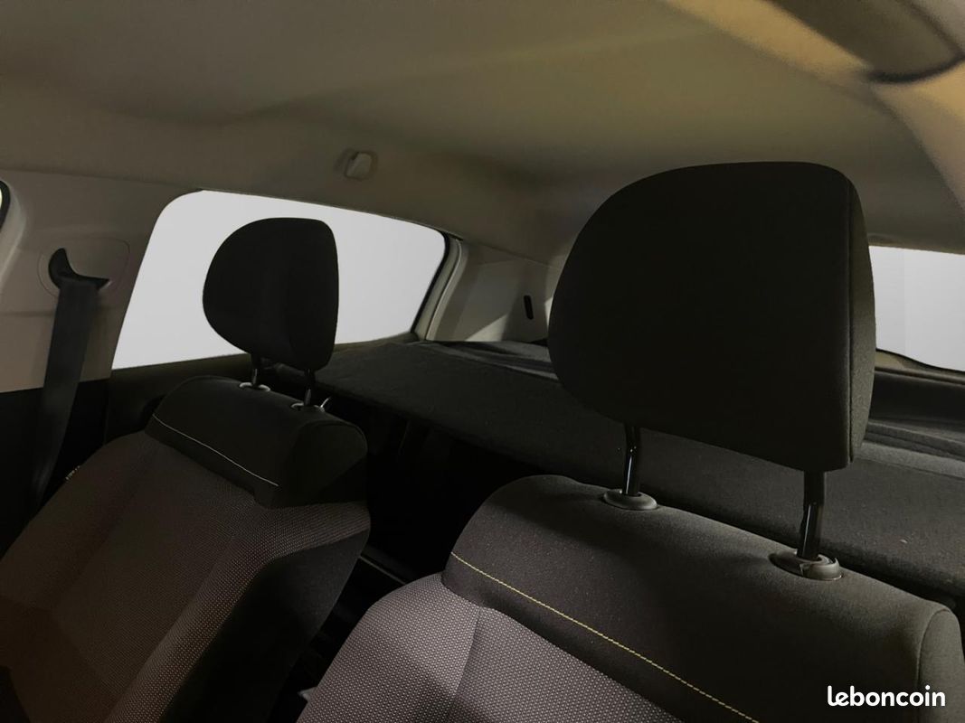 Citroen c3 citroen generation-iii societe 1.2 puretech 80 feel business (image 18)