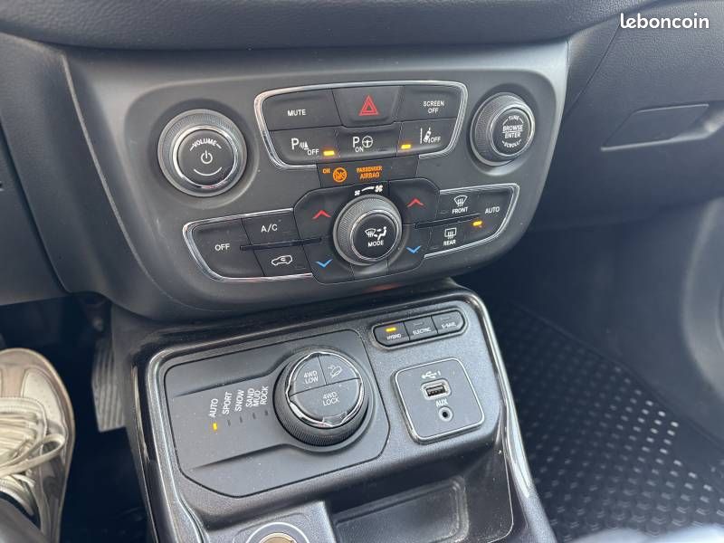Jeep Compass II 1.3 GSE T4 240 ch PHEV AT6 4xe eAWD Trailhawk (image 16)