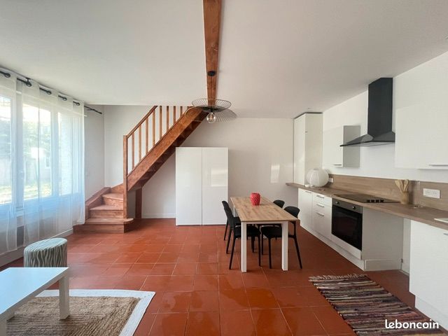 Appartement 3 pièces 65 m² · à Saint-Seurin-sur-l'Isle · 65 m² · 830 €/mois