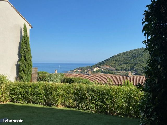 A 350 m de la plage, villa "La vie Là" - 2 chambres - 2 salles d'eau, Tarco (Corse du sud) (image 2)