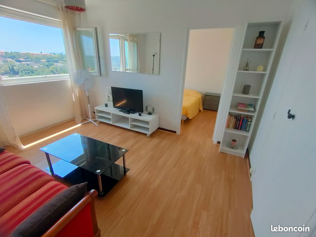 Appartement 2 pièces 37 m² · à Grasse · 37 m² · 700 €