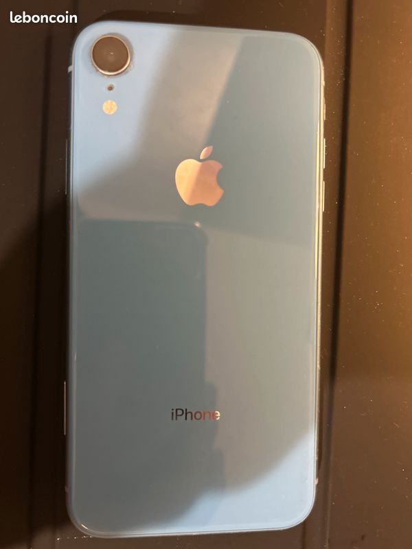 IPhone XR bleu 64 Go en très bon état (image 3)