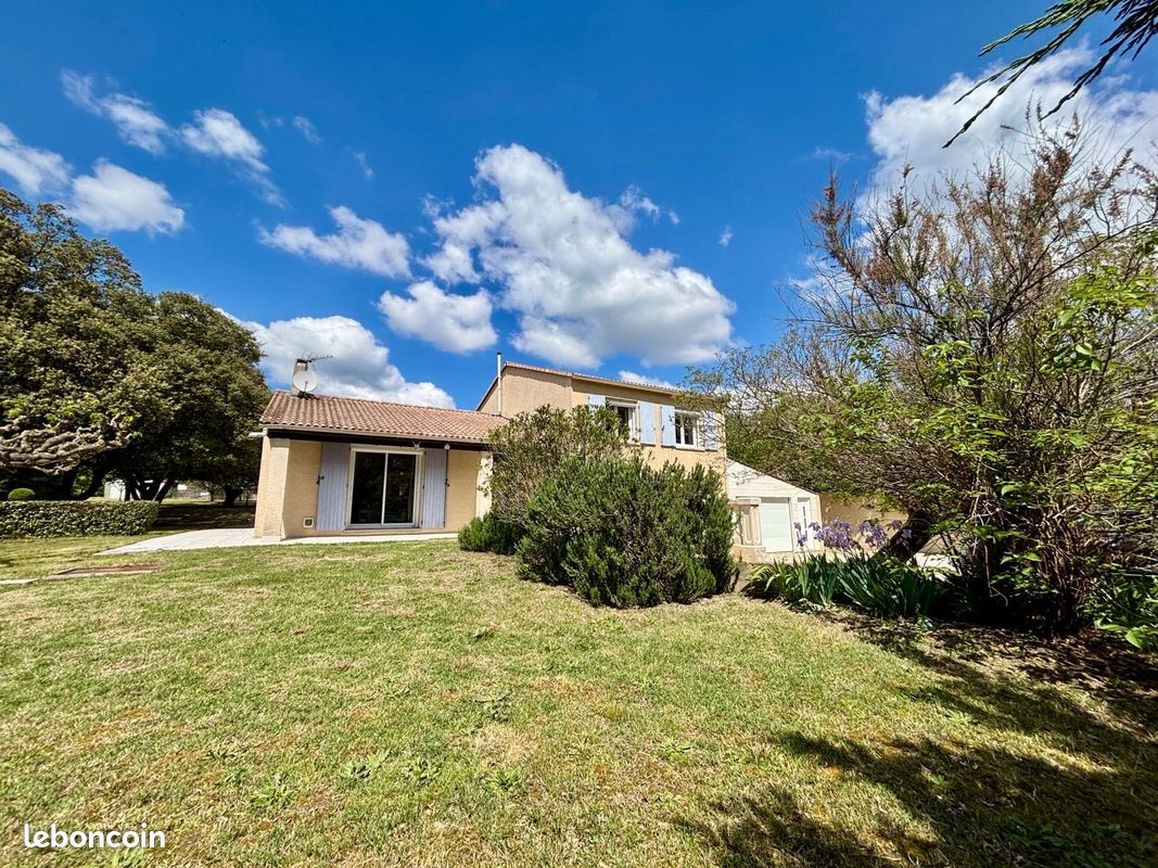 Maison 7 pièces 173 m² · à Grignan · 173 m² · 415 000 €