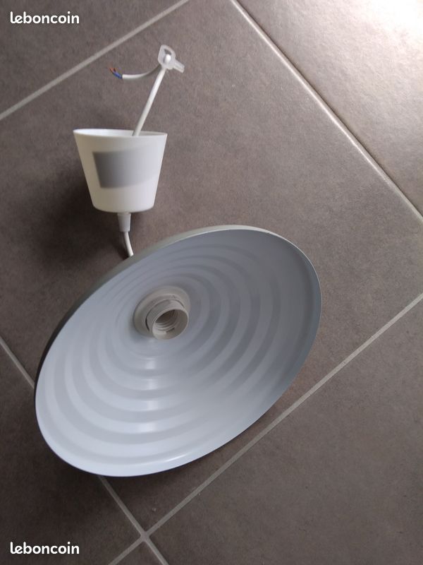Lustre (image 3)