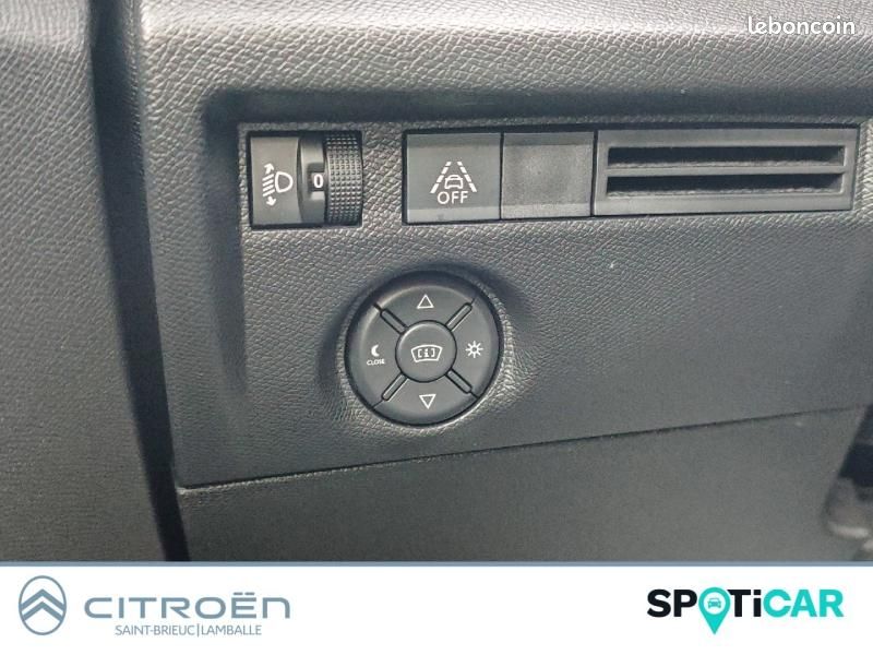 Citroen C4 BlueHDi 130ch S&S Feel Pack EAT8 (image 18)