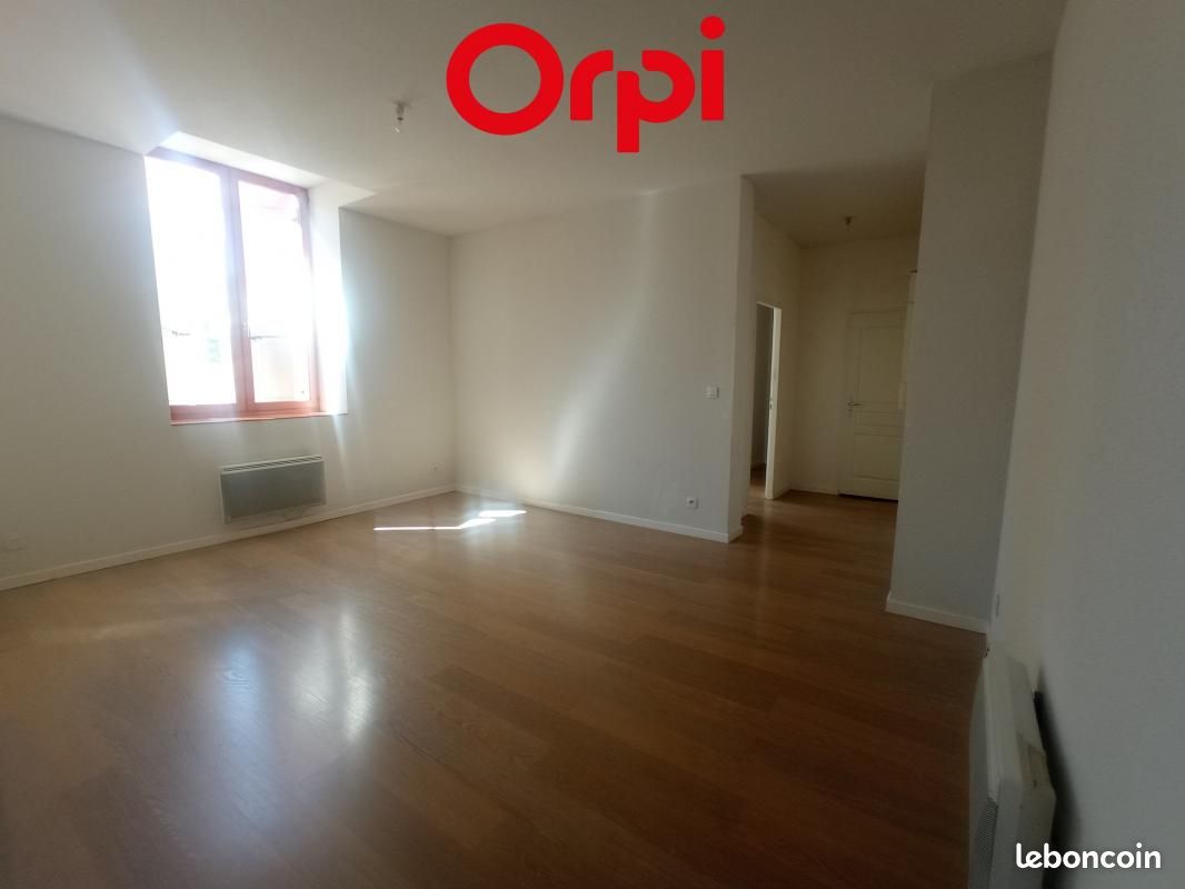 Appartement 3 pièces 72 m² · à Saint-Siméon-de-Bressieux · 72 m² · 551 €/mois