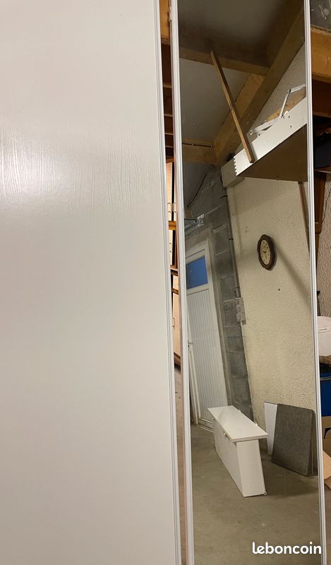 2 portes de placard coulissantes (blanche + miroir) + rails et vis (image 2)