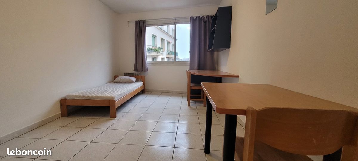 Appartement 1 pièce 20 m² · à Nîmes · 20 m² · 410 €