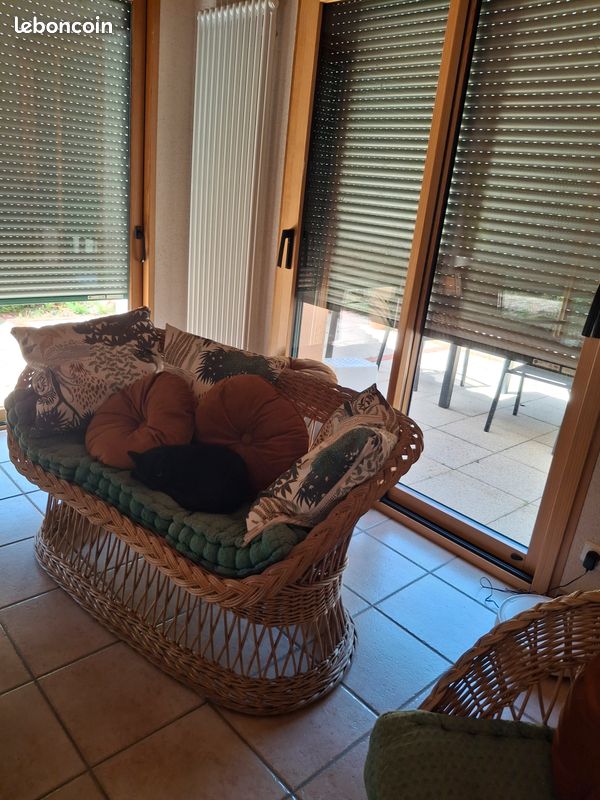 Fauteuil en osier (image 1)