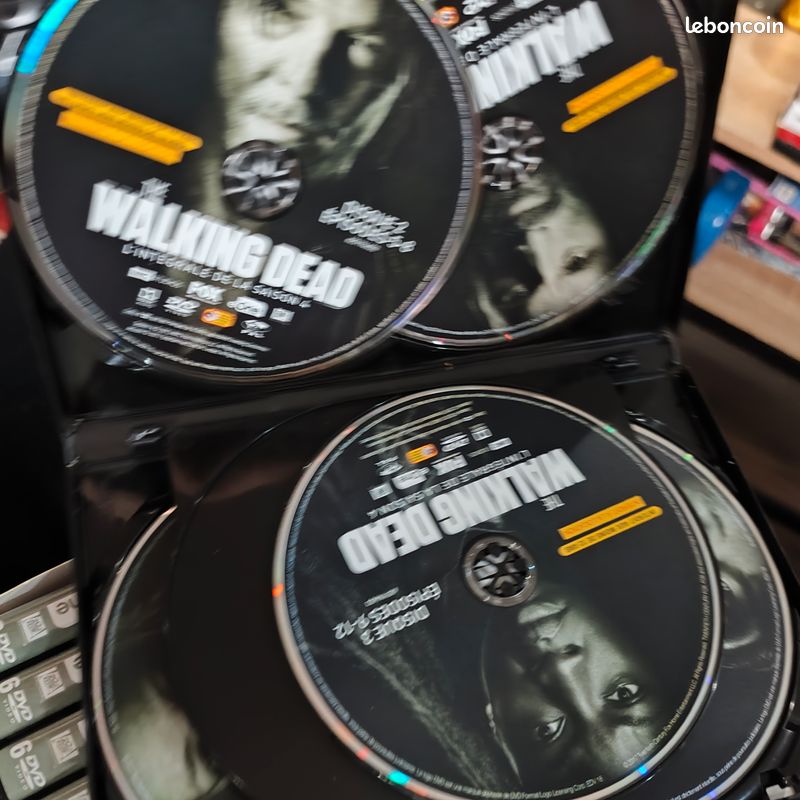 Intégrale DVD the walking dead saison 1 a 9 (image 7)
